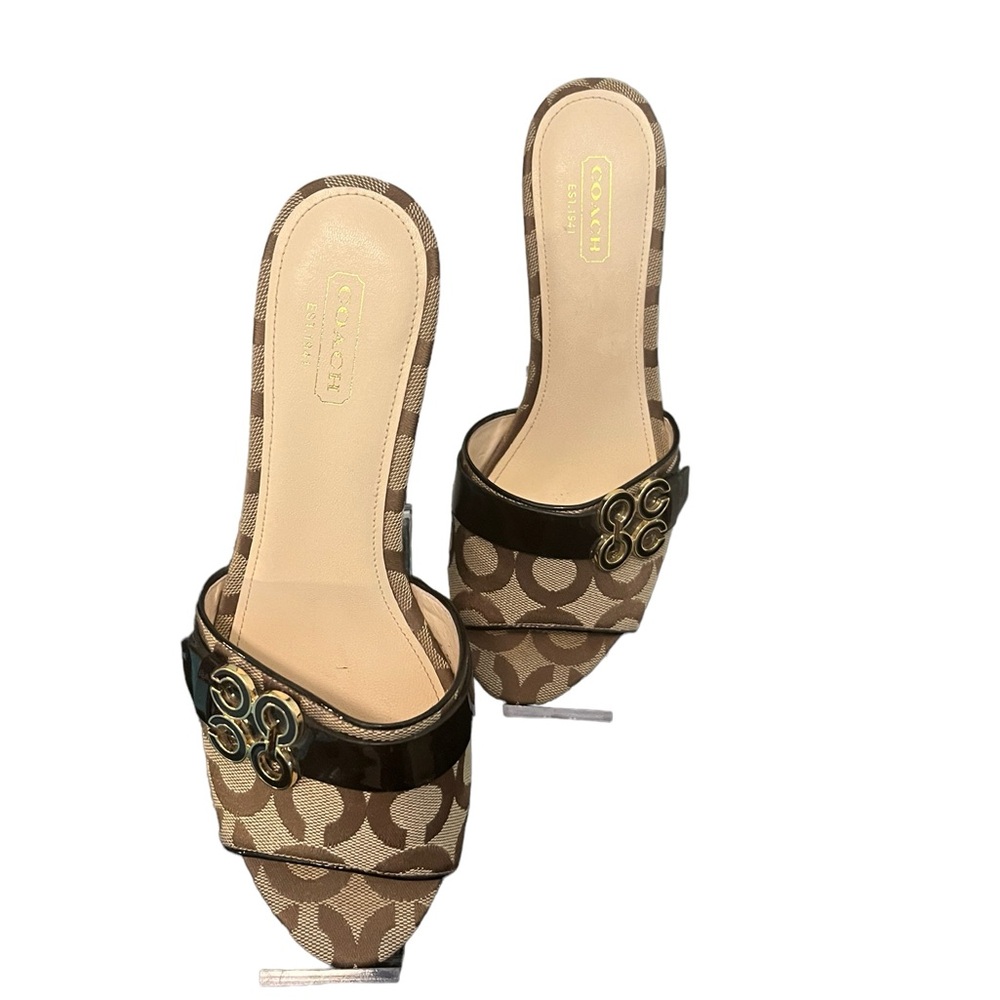 Beautiful brown patent Coach Geri Signature wedge platform heels. Size 7.5 B.
